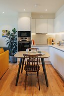 Modern Studio Flat in North London