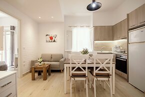 Christin's Lovely House by Corfuescapes