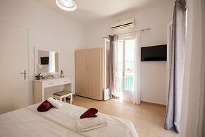 Christin's Lovely House by Corfuescapes