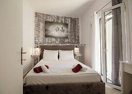 Christin's Lovely House by Corfuescapes