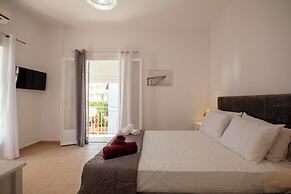 Christin's Lovely House by Corfuescapes