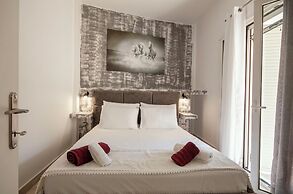 Christin's Lovely House by Corfuescapes