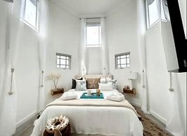 Luxury apartment on the beach nassau