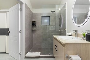 Sunset at ArecaHomes~ Beach Access~ Pool & Water Park