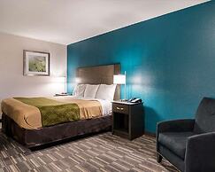 HomeStay Inn & Suites