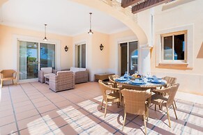 Villa Monte Rei Golf