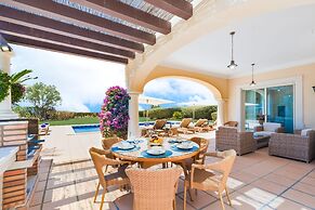 Villa Monte Rei Golf