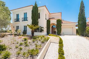 Villa Monte Rei Golf