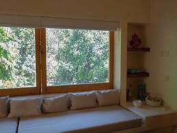 Zapote House
