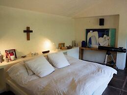 Zapote House
