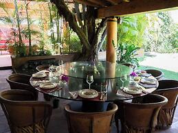 Zapote House
