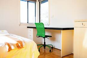 StayAU 6BR Deluxe Lakeview Point Cook