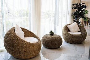 StayAU 6BR Deluxe Lakeview Point Cook