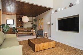 Surf Loft 1 by Alfred in Bali