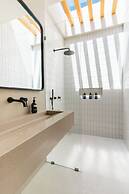 Surf Loft 1 by Alfred in Bali