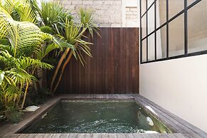 Surf Loft 1 by Alfred in Bali