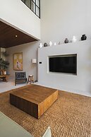 Surf Loft 1 by Alfred in Bali