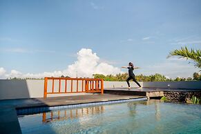 Kari Senja Luxury Villa