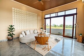 Kari Senja Luxury Villa