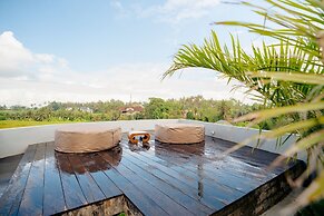 Kari Senja Luxury Villa