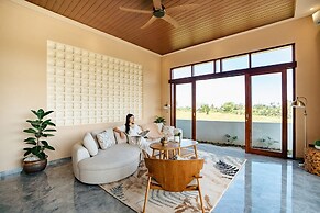 Kari Senja Luxury Villa