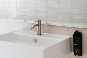 The Henrietta Apartments by Urban Rest