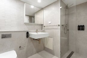 The Henrietta Apartments by Urban Rest