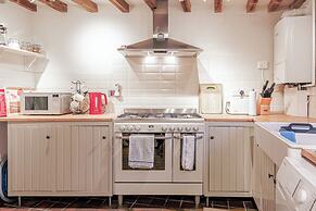 Honeypot Cottage-Lovely Bolthole in Stow