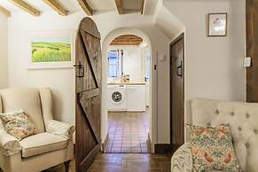 Honeypot Cottage-Lovely Bolthole in Stow