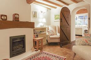 Honeypot Cottage-Lovely Bolthole in Stow