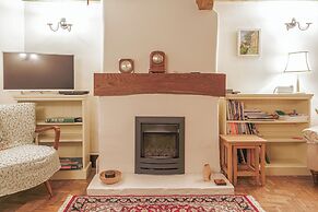 Honeypot Cottage-Lovely Bolthole in Stow
