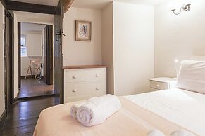 Honeypot Cottage-Lovely Bolthole in Stow