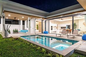 Villa Close to Fisherman's - KBR26