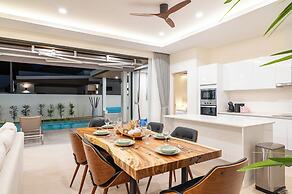 Villa Close to Fisherman's - KBR26