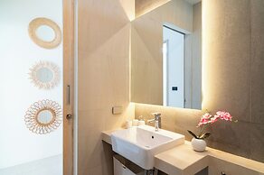 Villa Close to Fisherman's - KBR26