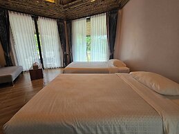 Family Land Camping Resort