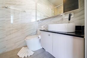 Sea View 2BR Apartment C35 at Oceana