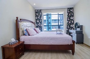 Studio Apartment by Away Homes Rentals