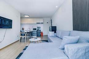 Studio Apartment by Away Homes Rentals