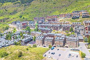 El Tarter Spacious Ski Apartment