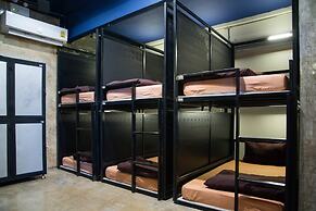 AREA81 HIDEOUT Hostel