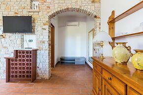 4102 Villetta Delle Muse by Barbarhouse