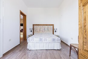 4102 Villetta Delle Muse by Barbarhouse