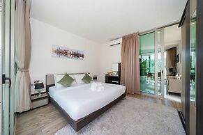 Tropical View Apartment C36 at Oceana