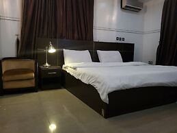 Luxury Suites and Apartments