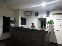 Luxury Suites and Apartments