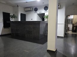 Luxury Suites and Apartments