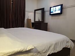 Luxury Suites and Apartments