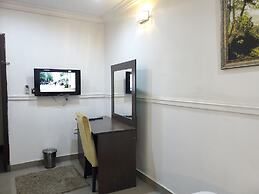 Luxury Suites and Apartments