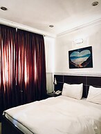 Luxury Suites and Apartments